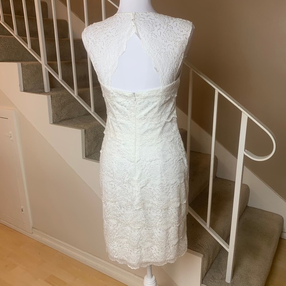 DB Studio Layered Floral Lace Short Bodycon Dress with Keyhole Back White Size 8 - Picture 5 of 16